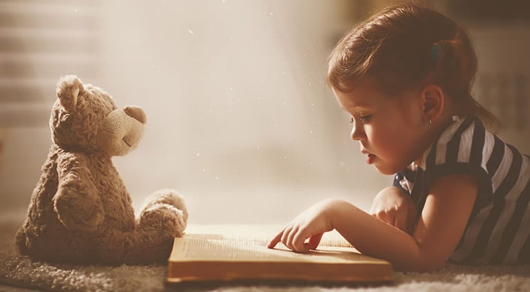 5 Reasons Reading Helps Kids