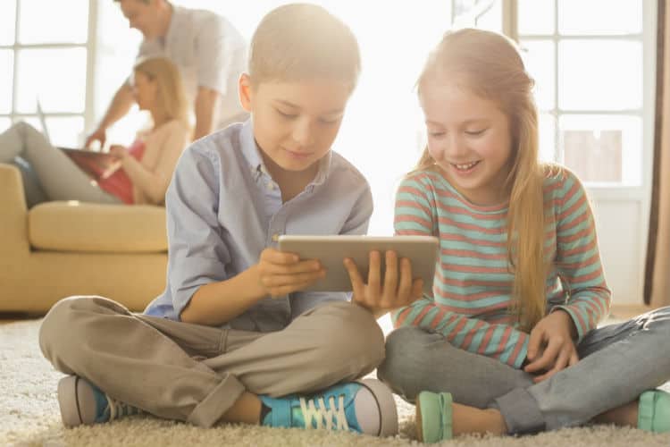 Social Media Smarts: The Most Important Topics to Discuss with Your Kids About Social Media